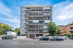 Two-bedroom Apartment of 76m² in Via Mattia Battistini 548