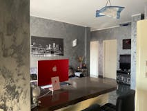 Two-bedroom Apartment of 89m² in Viale Lucania 8