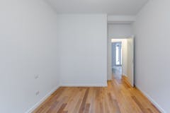 One-bedroom Apartment of 65m² in Via Marghera 34