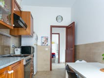 Three-bedroom Apartment of 99m² in Via Angelo Bianchi 2