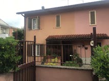 Two-bedroom Villa of 120m² in Via della Stazione di Cesano 550