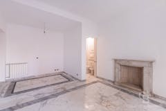 Two-bedroom Apartment of 100m² in Via Giuseppe Mangili 38