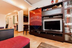 Two-bedroom Apartment of 75m² in Via Damaso Cerquetti 8