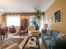 Three-bedroom Apartment of 150m² in Corso Monte Cucco 76
