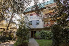 Three-bedroom Apartment of 162m² in Via degli Odescalchi 10