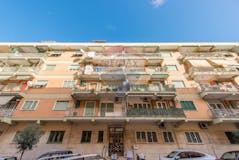 Two-bedroom Apartment of 70m² in Via Roberto Michels 18