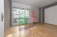 Two-bedroom Apartment of 91m² in Via Antonio Canova 6