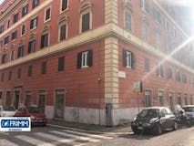 Four-bedroom Apartment of 120m² in Via Andrea Provana 32