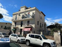 Two-bedroom Apartment of 75m² in Via Squillace 27
