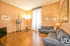 Three-bedroom Apartment of 147m² in Viale Giulio Cesare 103
