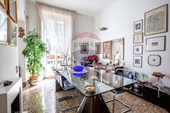 Two-bedroom Apartment of 136m² in Viale Abruzzi 50