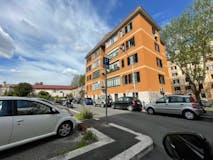 Two-bedroom Apartment of 75m² in Via Damasco 23