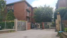 Three-bedroom Apartment of 126m² in Via Gherardo Ghirardini 8