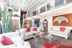 Three-bedroom Apartment of 222m² in Via Carlo Goldoni 3