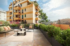 Two-bedroom Apartment of 85m² in Via San Tommaso d'Aquino 119