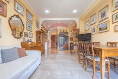Two-bedroom Apartment of 95m² in Via Casilina 567