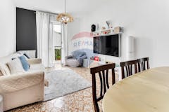 One-bedroom Apartment of 75m² in Via Giulietti 21