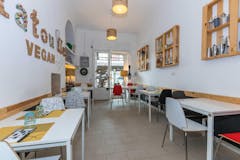 One-bedroom Apartment of 56m² in Corso Tortona 2