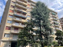 Three-bedroom Apartment of 130m² in Corso Monte Cucco 123