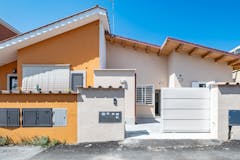 Two-bedroom Villa of 57m² in Via Arcangelo Lamberti 37