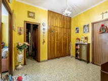 Two-bedroom Apartment of 100m² in Largo Telese 3
