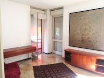 One-bedroom Apartment of 81m² in Via Ettore Ponti 58