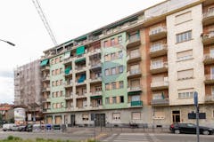 Two-bedroom Apartment of 85m² in Via Muzio Clementi 13