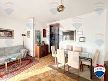 Two-bedroom Apartment of 100m² in Via Luigi Chiarelli 8