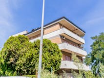 Two-bedroom Apartment of 114m² in Via del Casale Sansoni 58