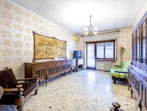 Two-bedroom Apartment of 90m² in Via dell'Aeroporto 151/153
