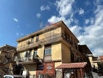 Two-bedroom House of 140m² in Via Magnago 36