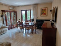 Two-bedroom Apartment of 95m² in Via Borghesiana