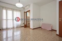 Two-bedroom Apartment of 77m² in Via Demonte 1