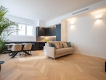 One-bedroom Apartment of 64m² in Via Carlo Ravizza 13