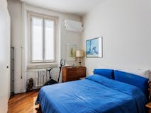 Two-bedroom Apartment of 85m² in Viale Tibaldi 70