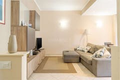 One-bedroom Apartment of 75m² in Matilde Serao 50