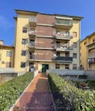 Three-bedroom Apartment of 96m² in Via Piantanida 12