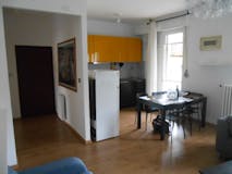 Three-bedroom Apartment of 107m² in Via Giovanni Pezzotti 19