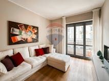 One-bedroom Apartment of 80m² in Corso Como 2