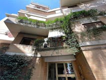 Two-bedroom Apartment of 94m² in Via Gradoli 22