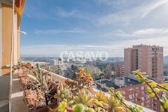 Quadrilocale di 119m² in Via Monte Urano 47