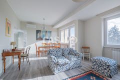 Three-bedroom Apartment of 95m² in Via della Stazione di Cesano 583