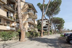 Two-bedroom Apartment of 66m² in Via Carlo Pirzio Biroli 48